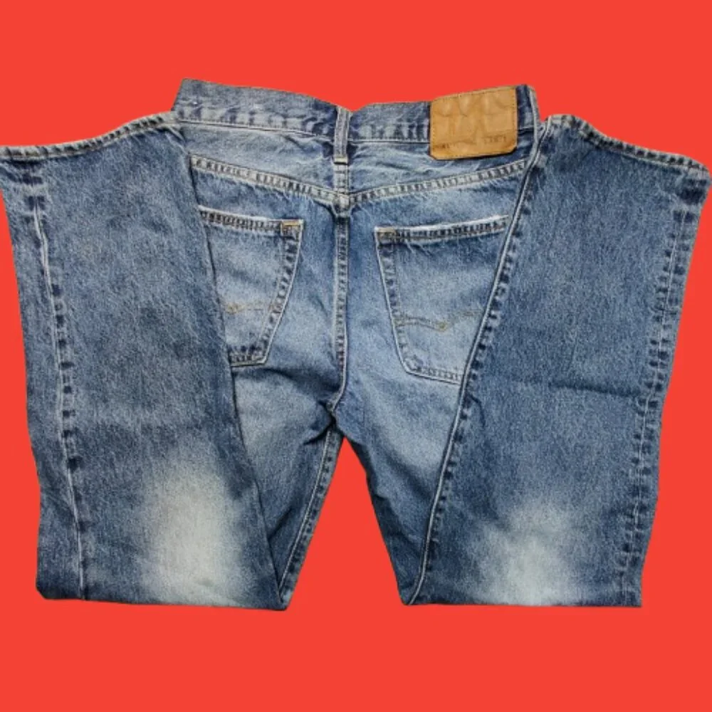 American Eagle Womens Straight Leg Jeans 26x30 Blue Denim Zip Fly Mid Rise Class - Picture 2 of 9